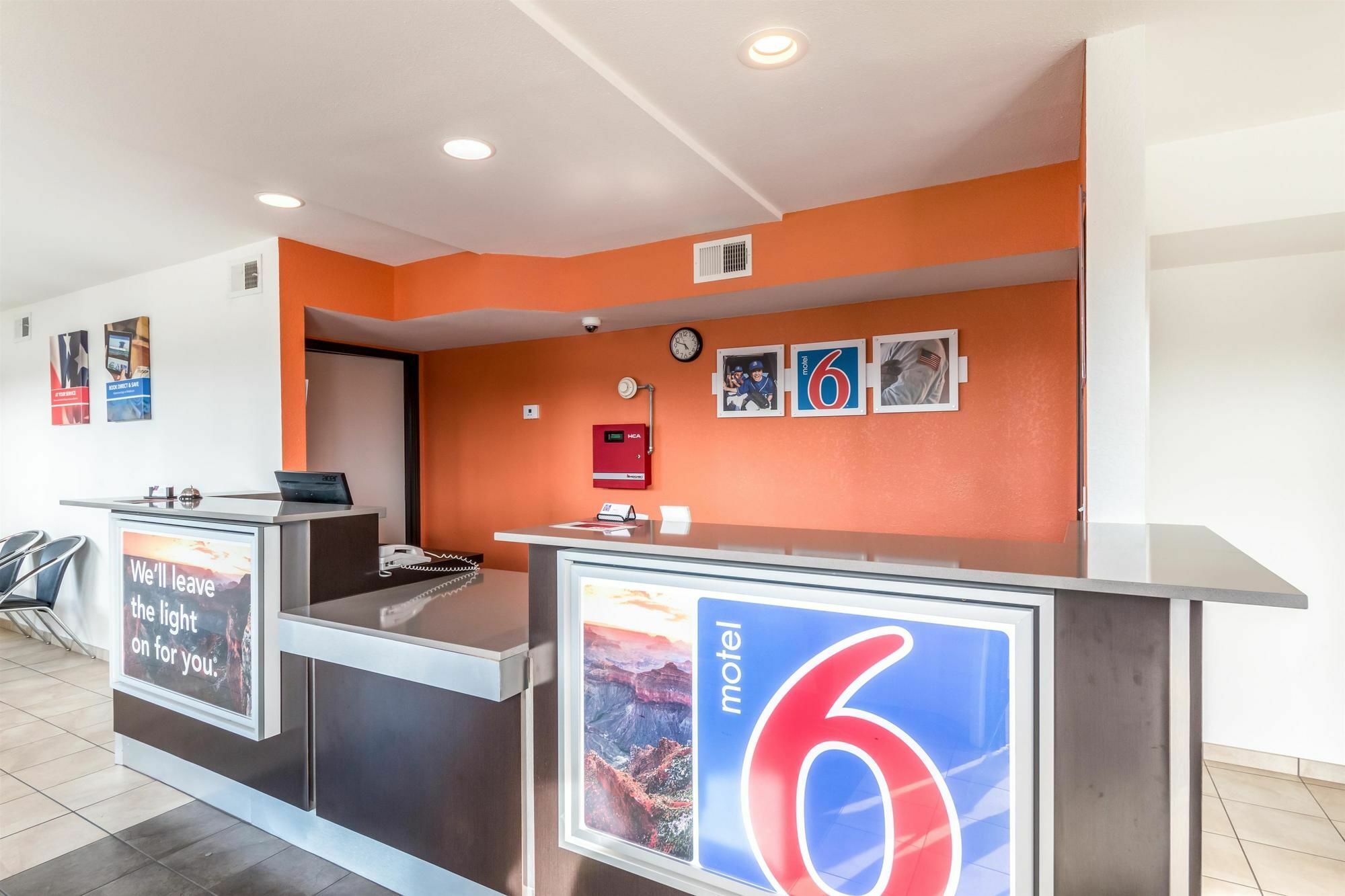 6-san Antonio, Tx - South Ww White Rd 3*